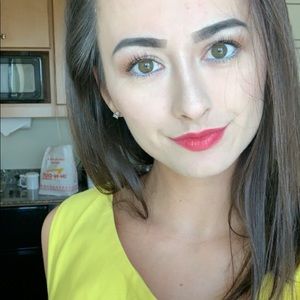 Meet your Posher, Amy